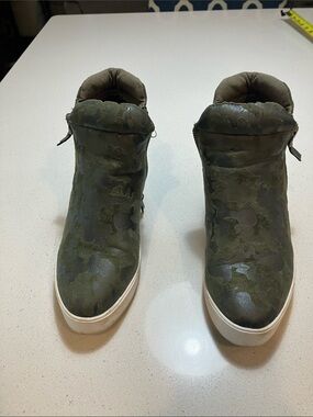 Sugar Olive Green Camouflage High-Top Combat Moto Boots